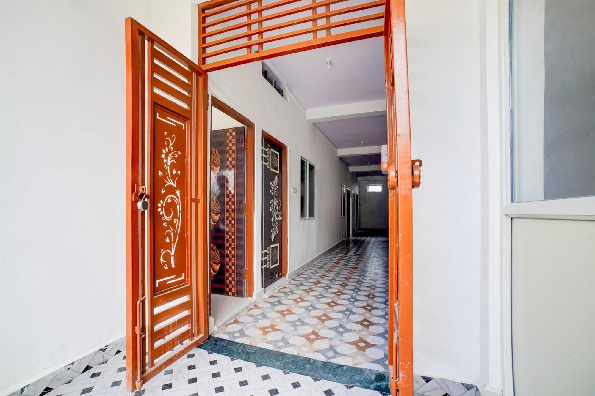 Hotel O T G M Shaliks Hotel Bhopal Buitenkant foto