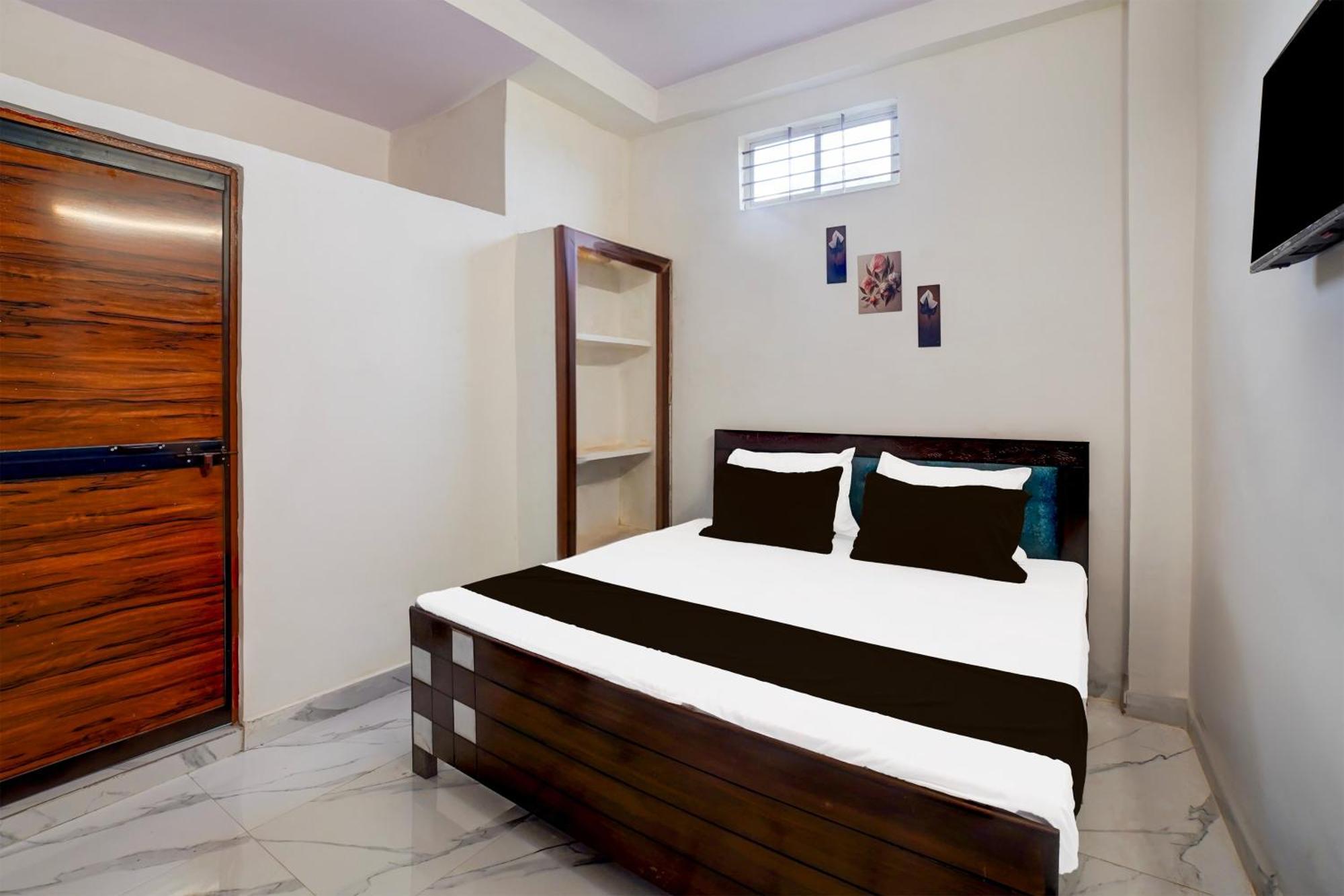 Hotel O T G M Shaliks Hotel Bhopal Buitenkant foto