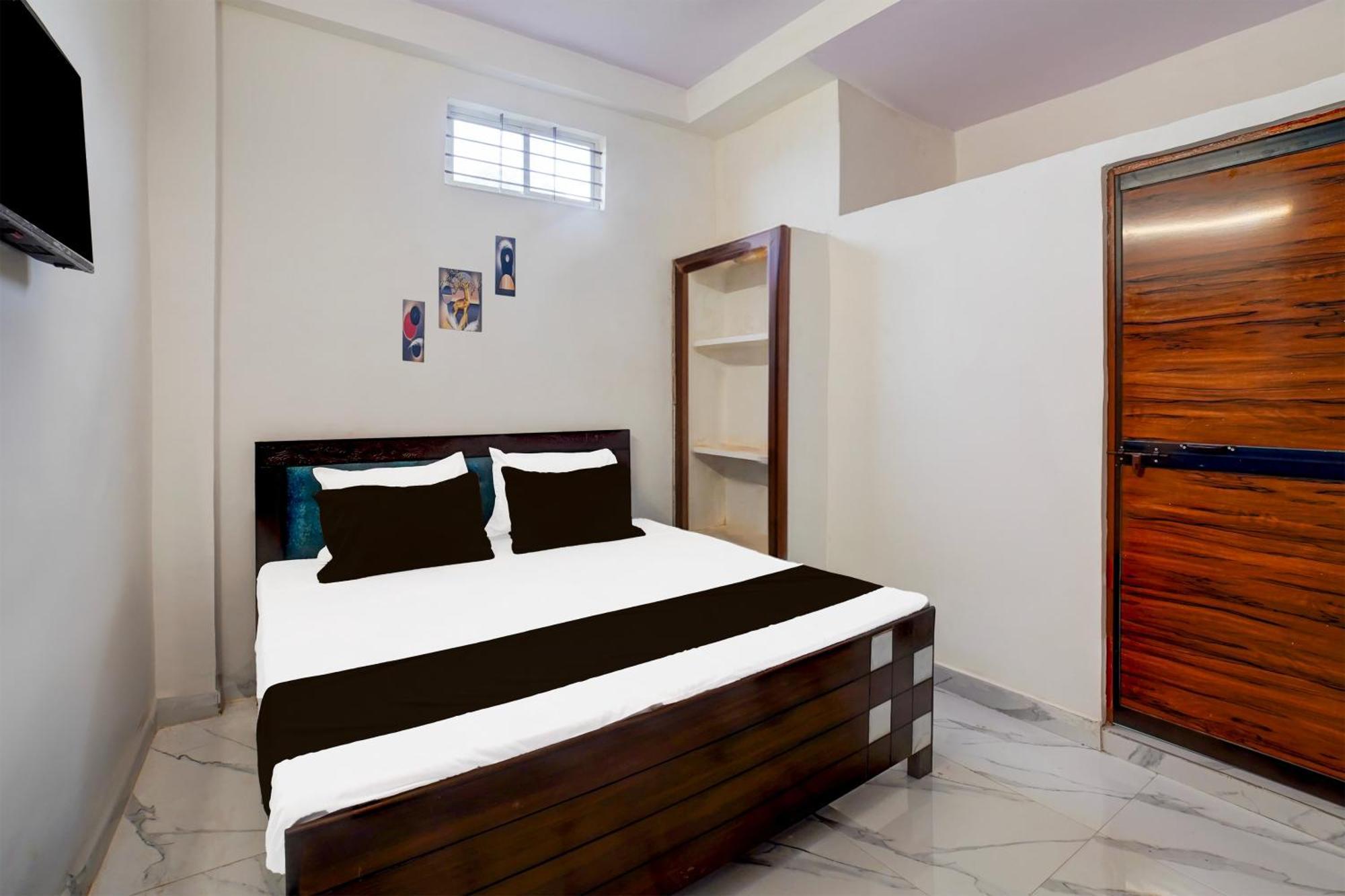 Hotel O T G M Shaliks Hotel Bhopal Buitenkant foto